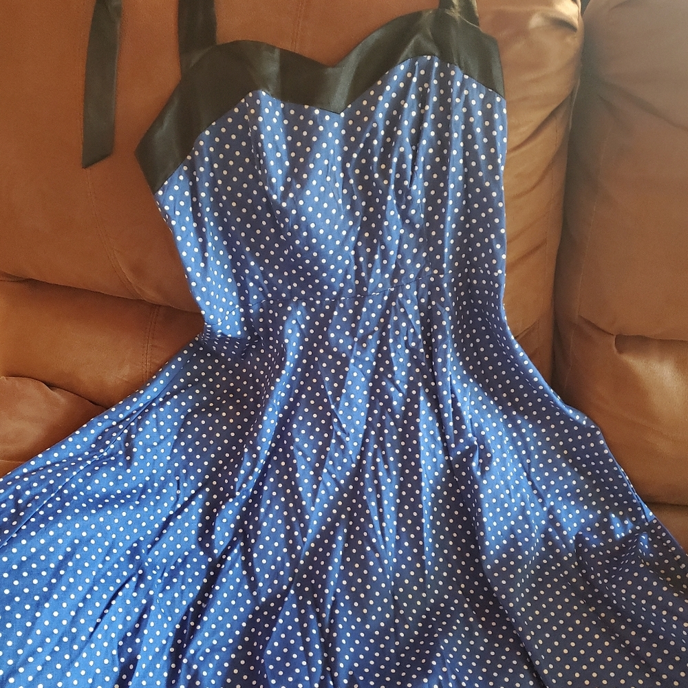 Swing halter dress